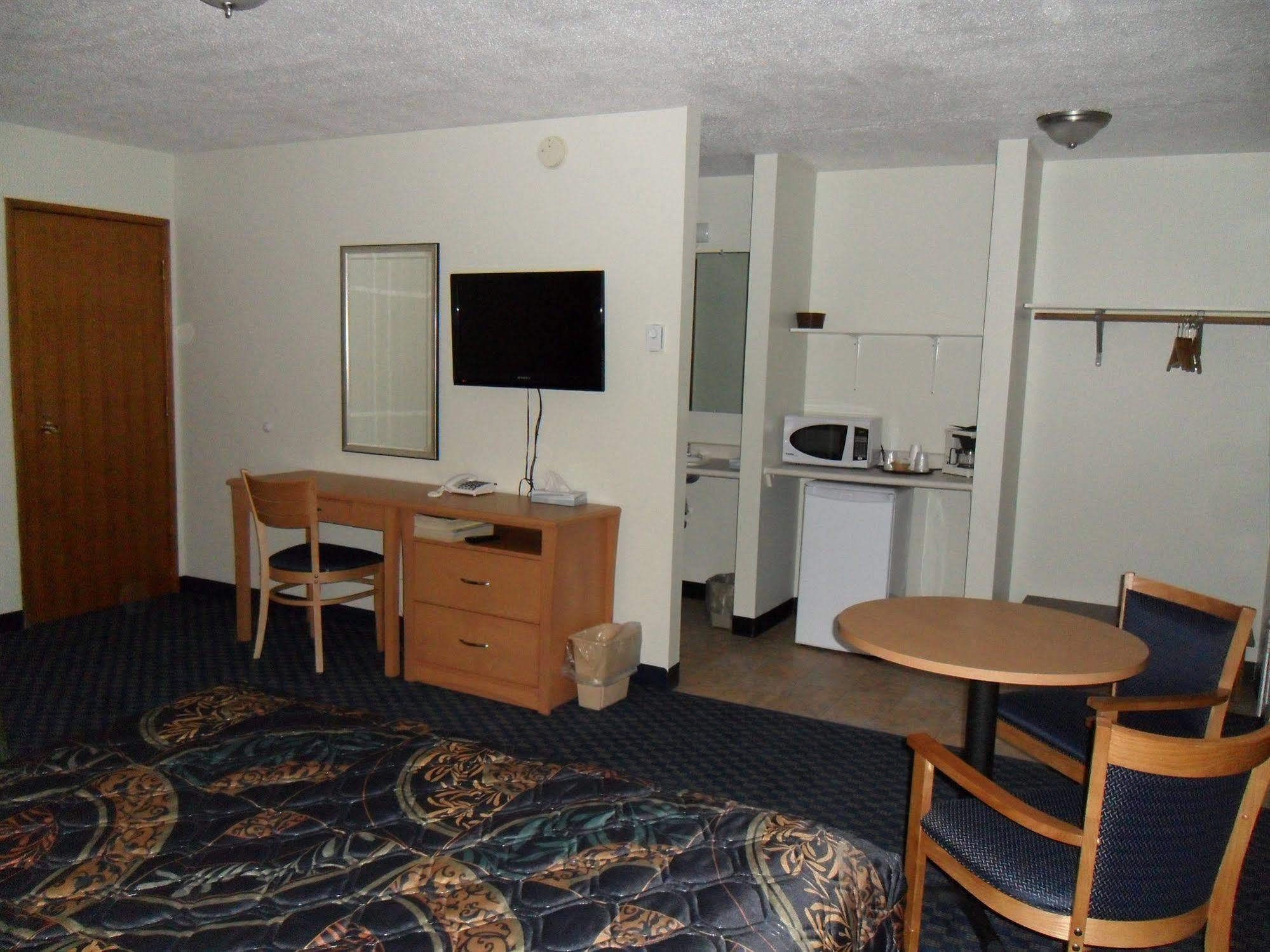 Westway Inn Motel Neepawa 외부 사진
