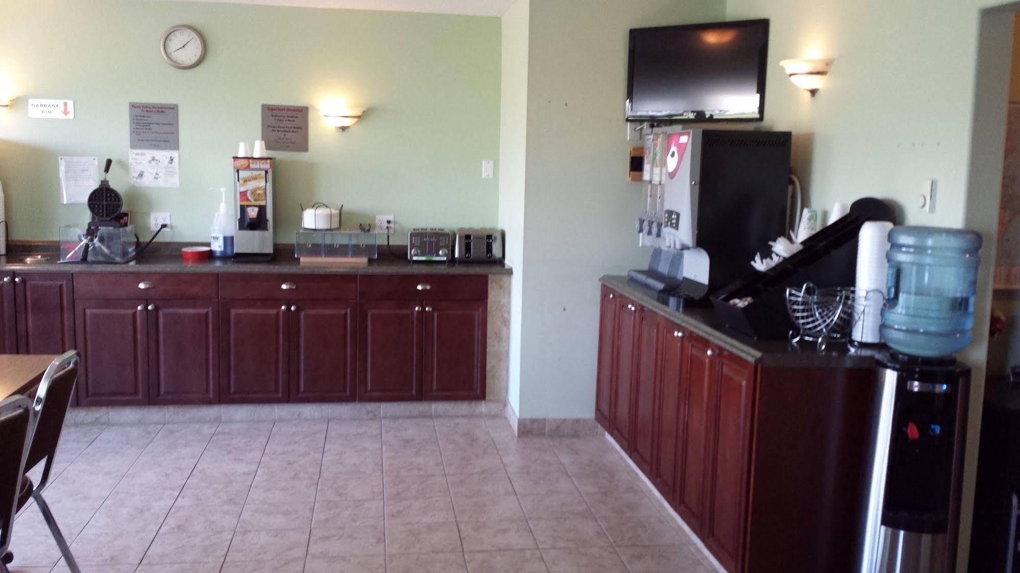Westway Inn Motel Neepawa 외부 사진
