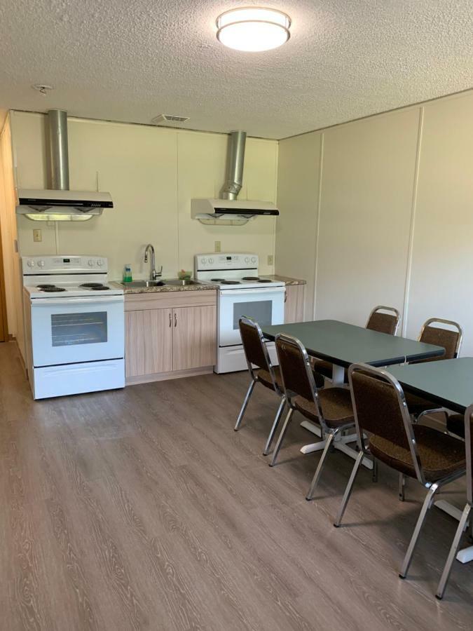 Westway Inn Motel Neepawa 외부 사진