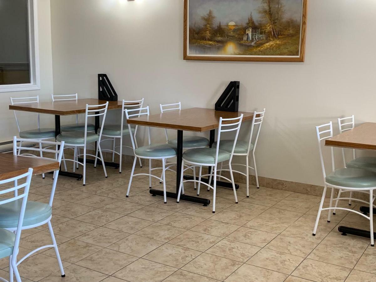 Westway Inn Motel Neepawa 외부 사진